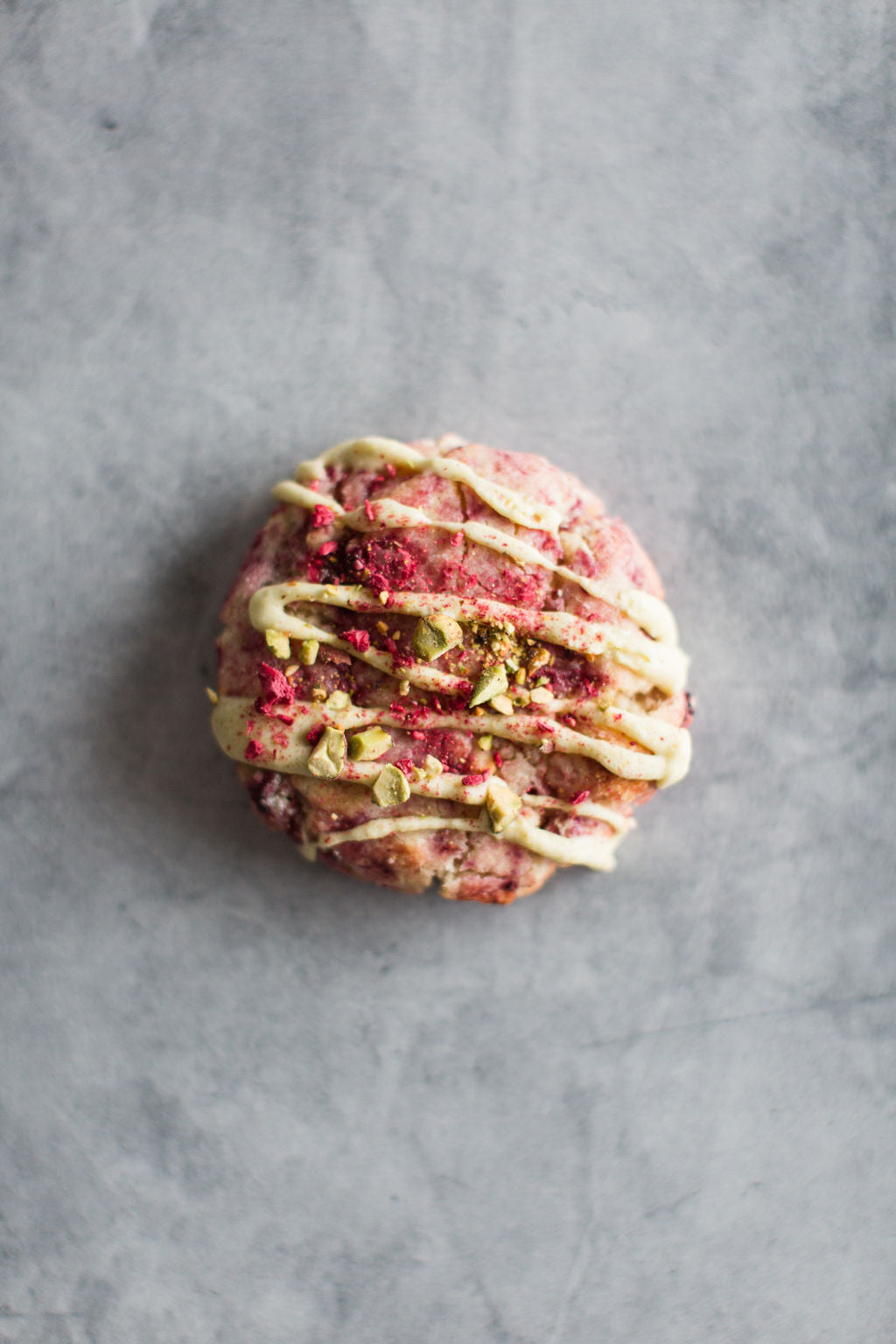 raspberry pistachio cookie